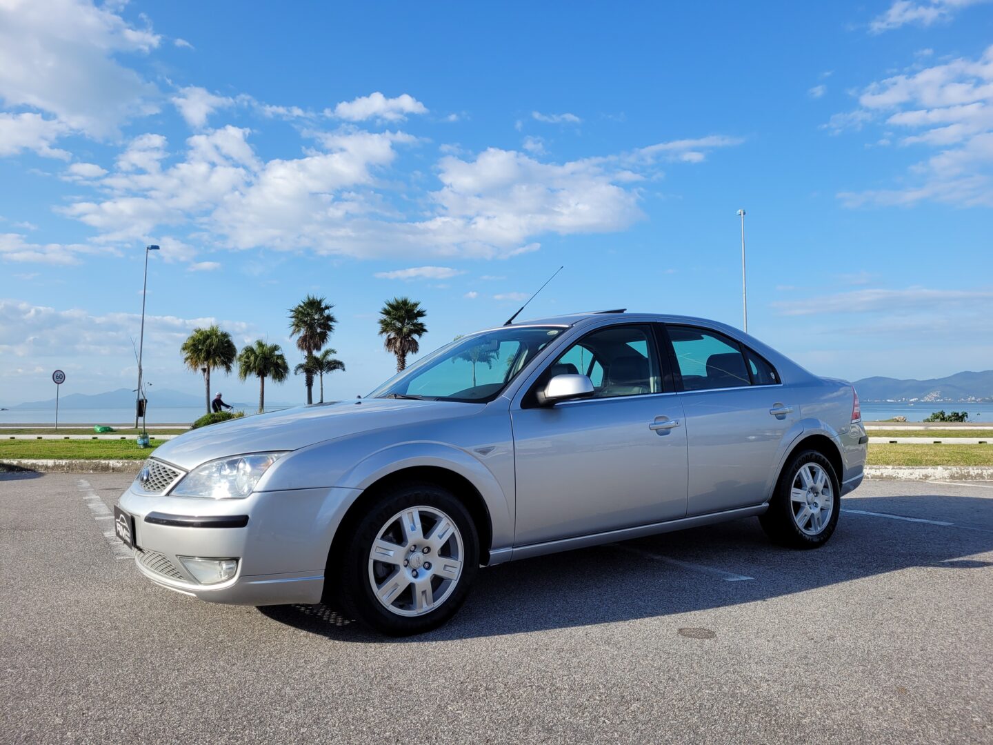 Ford Mondeo Guia