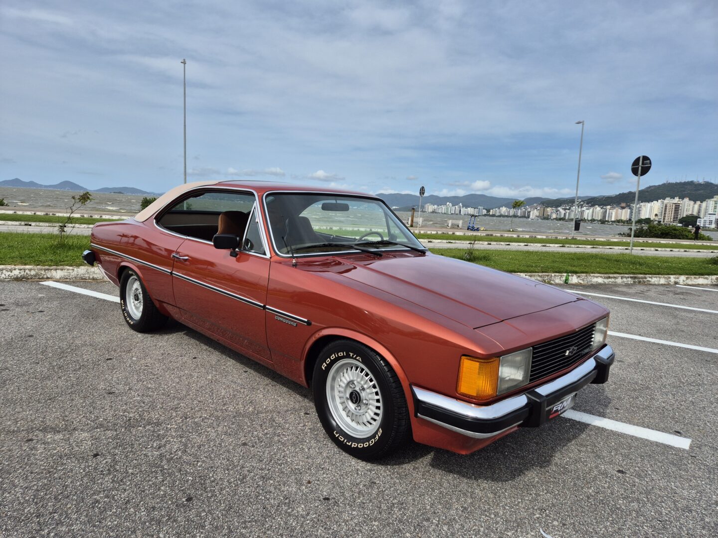 Chevrolet Opala Comodoro