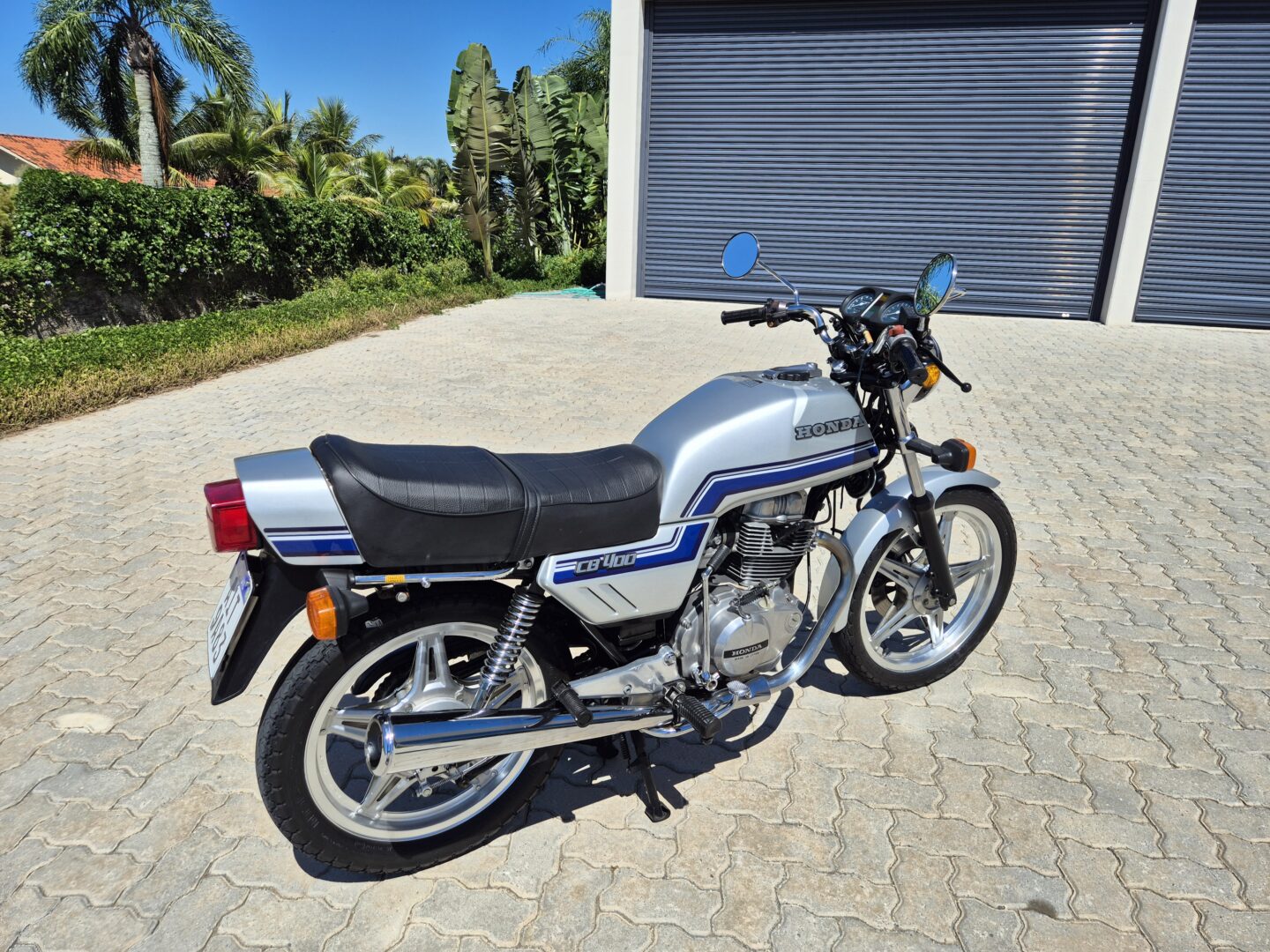 Honda CB 400