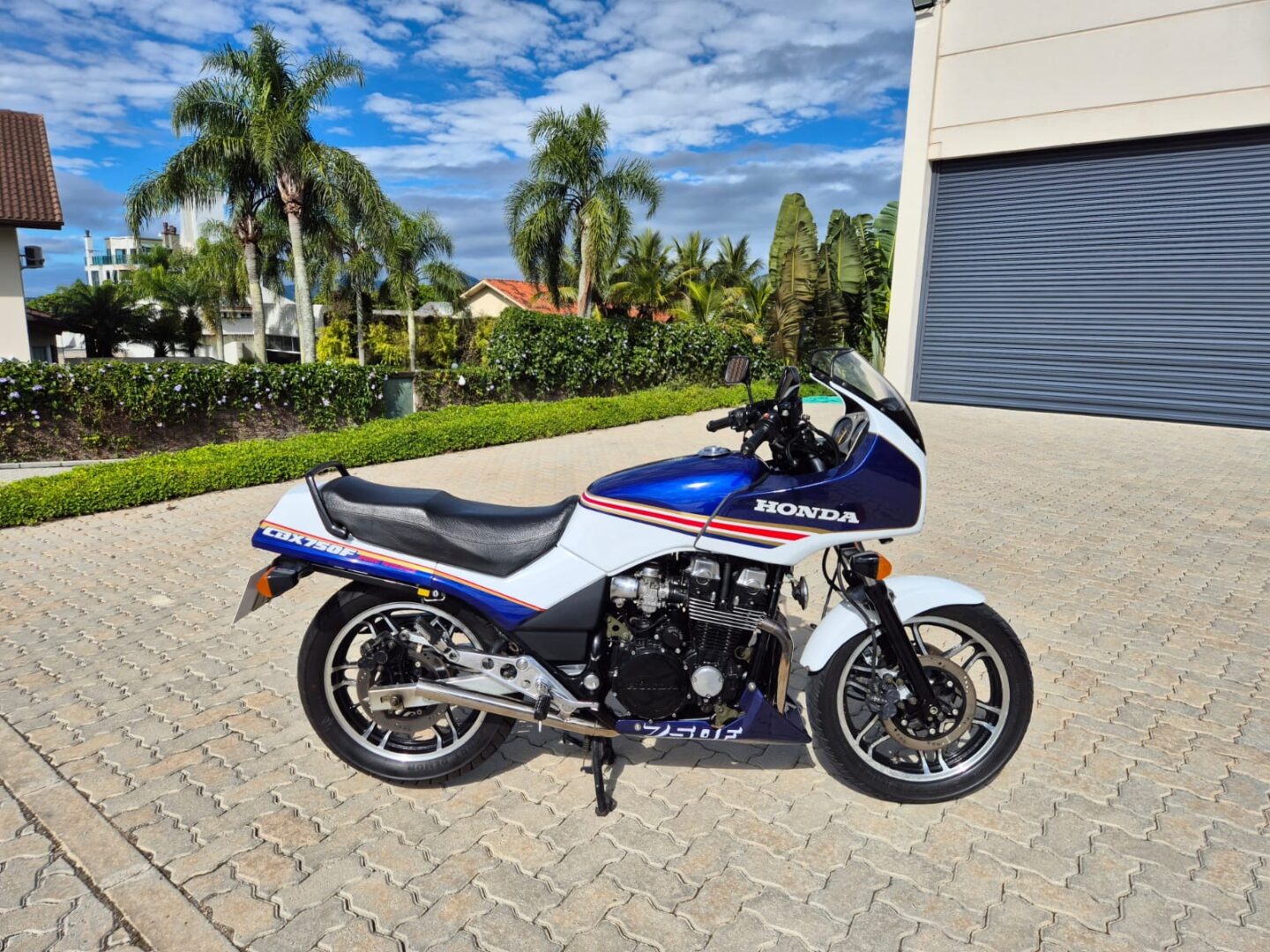 Honda CBX 750